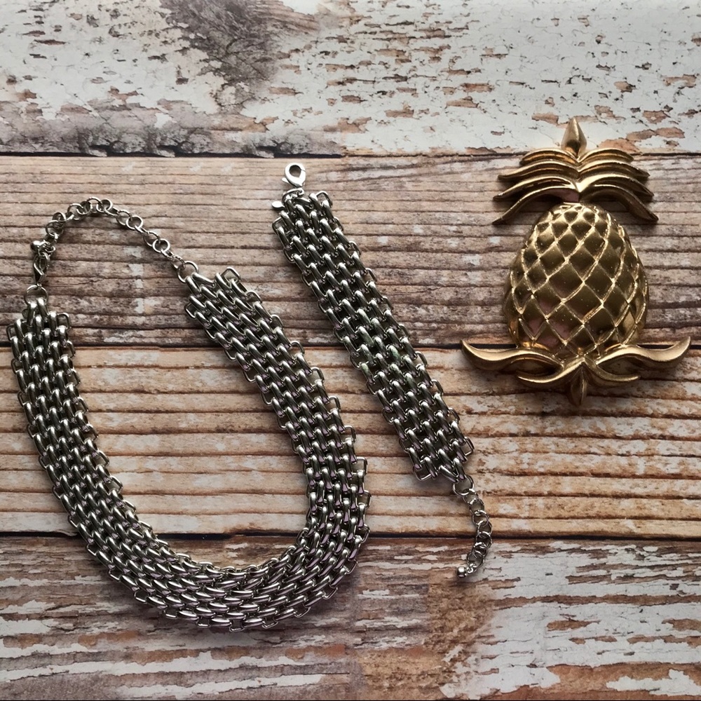 Necklace and bracelet